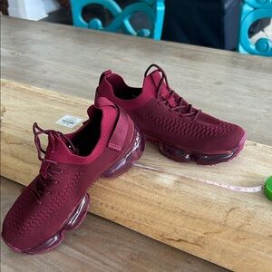Link Kids Burgundy Sneakers